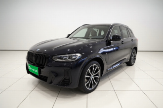 宝马X3 2023款 改款 xDrive30i 领先型 M曜夜套装