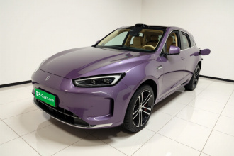 鸿蒙智行 问界M5 2025款 增程   Ultra 四驱版