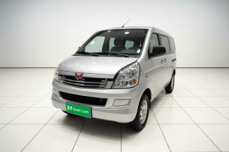五菱汽车 五菱荣光S 2021款 1.2L基本型7座LSI