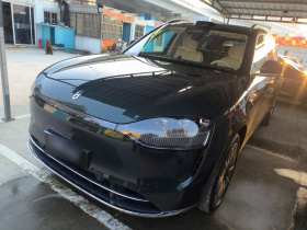 鸿蒙智行 问界M9 2025款 增程 Ultra版 52kWh 5座版（192线激光雷达）