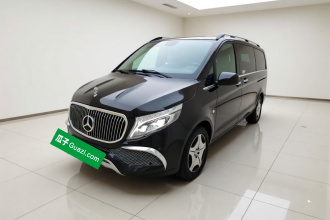 奔驰 威霆 2023款 2.0T 商务版 7座