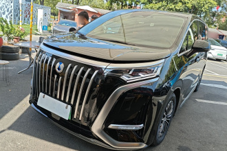 腾势D9 2024款 EV 620 尊享型