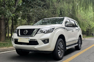 日产 途达 2020款 2.5L XL Upper 4WD 自动四驱豪华版