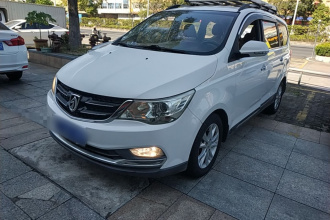 宝骏730 2016款 1.5L 手动舒适型 7座 国V