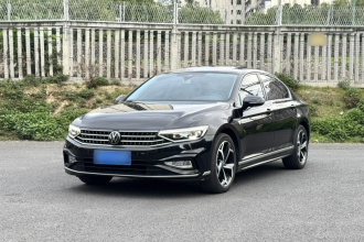 大众 迈腾 2023款 200万辆纪念版 330TSI DSG豪华型