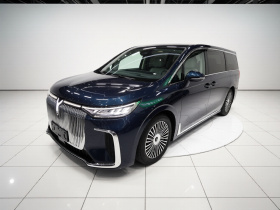 岚图汽车 岚图梦想家 2025款 PHEV 四驱旗舰鲲鹏版