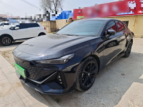 长安UNI-V 2022款 1.5T 尊贵型