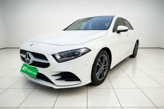 奔驰A级 2020款 改款二 A 180 L 运动轿车