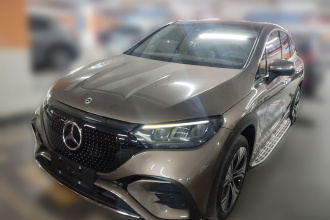 奔驰EQE SUV 2023款 350 4MATIC 豪华版