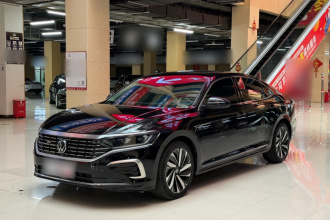大众 帕萨特 2022款 330TSI 精英版