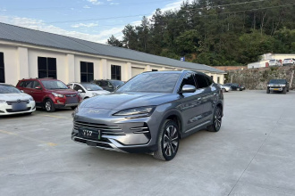 比亚迪 宋PLUS新能源 2025款 DM-i 112KM 尊荣型