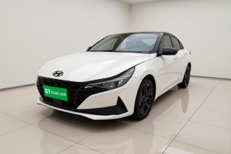 现代 伊兰特 2022款 1.5L CVT 20周年纪念款