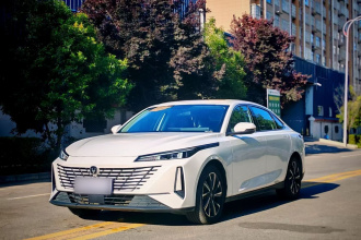 长安 逸动 2024款 1.5T GDI自动 旗舰型