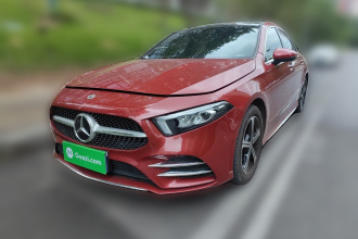 奔驰A级 2022款 A 200 L 运动轿车时尚型