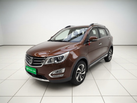 宝骏560 2015款 1.8L 手动豪华型