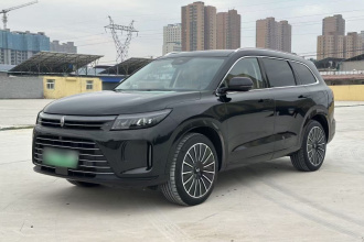 鸿蒙智行 问界M7 2022款 1.5T 四驱旗舰版