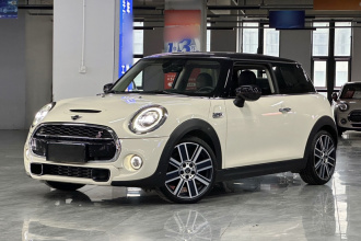 MINI 2021款 2.0T COOPER S 艺术家