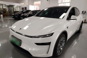 特斯拉 Model Y L 2025款 长续航全轮驱动版