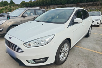 福特 福克斯 2015款 三厢 EcoBoost 180 自动精英型