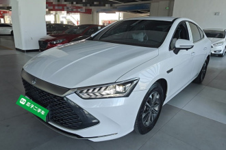 比亚迪 秦PLUS 2021款 DM-i 55KM 尊贵型