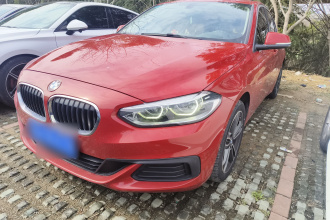 宝马1系 2020款 120i 时尚型