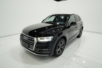 奥迪Q5L 2020款 改款 40 TFSI 荣享时尚型