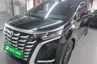 腾势D9 2025款 DM-i 智驾版 1020 四驱尊享型