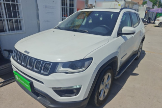 Jeep 指南者 2017款 200T 自动家享版