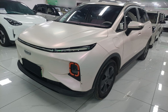 吉利几何E萤火虫 2023款 401KM 超吸粉特别版 5座