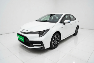 丰田 雷凌 2022款 双擎 1.8H E-CVT运动版