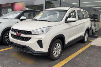 五菱汽车 五菱宏光S3 2019款 1.5L 手动标准型 国VI