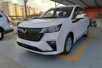 五菱汽车 五菱佳辰 2022款 1.5T CVT智享豪华型