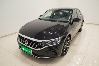大众 帕萨特 2025款 出众款 380TSI 龙耀版