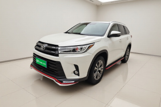 丰田 汉兰达 2021款 2.0T 四驱精英版 7座