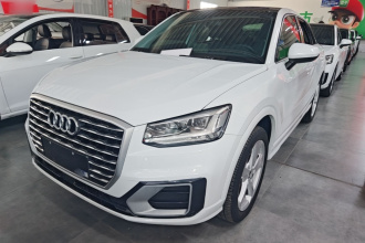 奥迪Q2L 2021款 35 TFSI 时尚致雅型