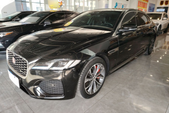 捷豹XFL 2022款 XFL 2.0T P250 两驱精英运动版