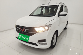 五菱汽车 五菱宏光 2018款 1.5L S标准型L2B