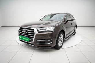 奥迪Q7 2019款 45 TFSI 舒适型