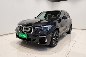 宝马X5 2022款 改款 xDrive 30Li 尊享型M运动套装