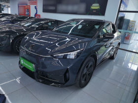 大众 ID.UNYX 与众 2024款 Pro 长续航版