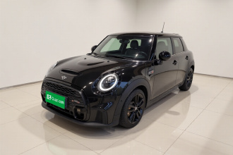 MINI 2022款 2.0T COOPER S 黑标特别版 五门版