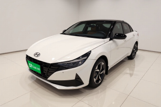 现代 伊兰特 2021款 240TGDi DCT LUX尊贵版