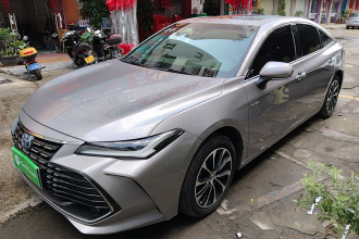 丰田 亚洲龙 2023款 双擎 2.5L 豪华版