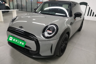 MINI 2022款 1.5T COOPER 艺术家