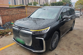 岚图汽车 岚图梦想家 2025款 PHEV 四驱尊贵鲲鹏版