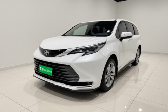 丰田 赛那SIENNA 2023款 2.5L混动 尊贵版