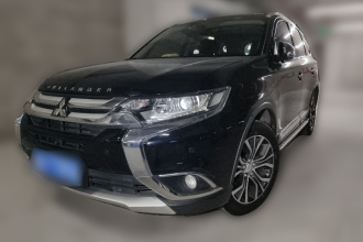 三菱 欧蓝德 2018款 2.0L 两驱荣耀版 5座