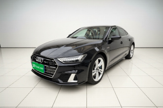 奥迪A7L 2022款 45 TFSI S-line 筑梦未来版
