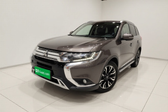 三菱 欧蓝德 2019款 2.4L 两驱致行版 5座 国V