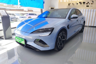 比亚迪 海豹 2023款 冠军版 700km 性能版
